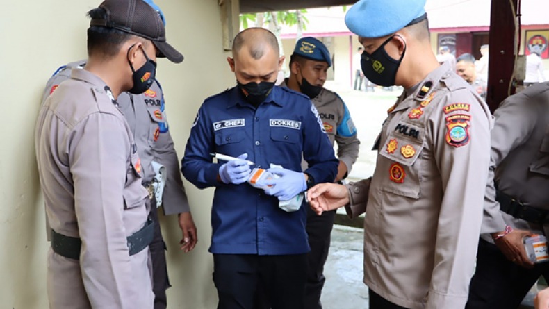 Bikin Kaget, Polres Kotamobagu Tes Urine Mendadak, 4 Personel jadi Sampel