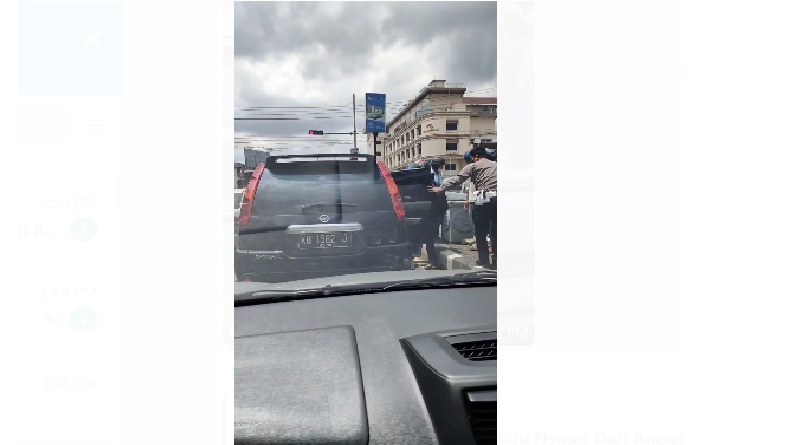 Kronologi Pengendara Mobil di Pontianak Tewas Terkena Peluru Nyasar Polisi