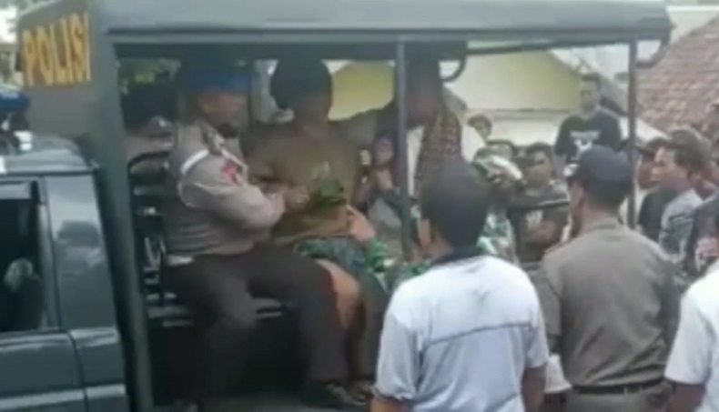 Pemuda di Pasuruan Kalap Tusuk 2 Kerabatnya dengan Pisau, 1 Tewas 1 Kritis