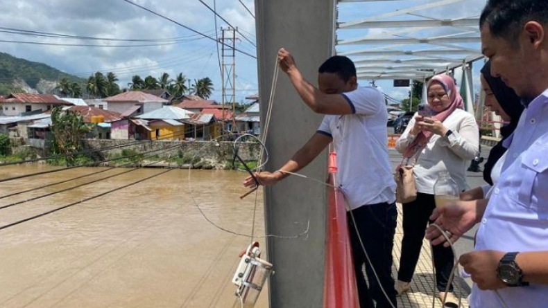 DLH Kota Gorontalo Pantau Kualitas Air 3 Sungai, Sampel Dibawa ke Manado