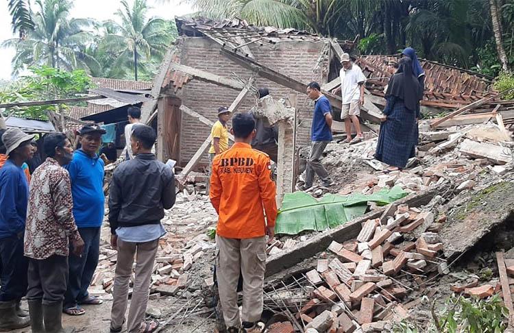 Tragis, 2 Warga Kebumen Tewas Tertimpa Longsoran Tebing Setinggi 12 Meter