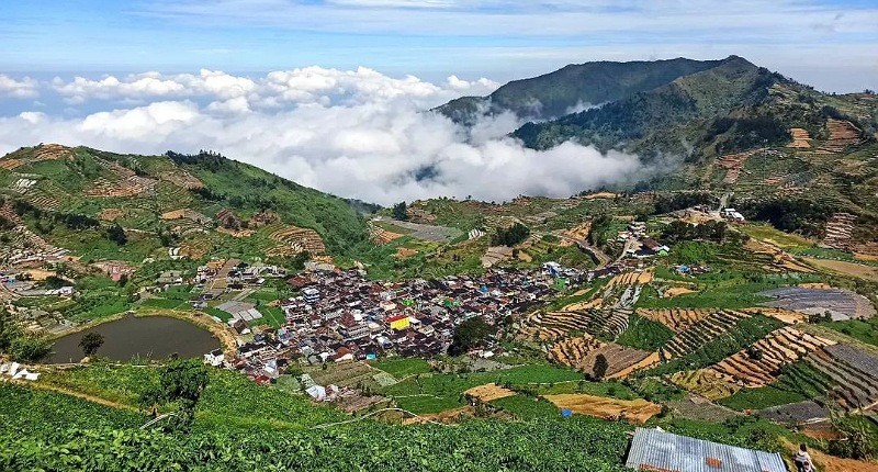 5 Desa di Atas Awan Paling Indah di Indonesia, Wajib Dikunjungi Sekali Seumur Hidup!
