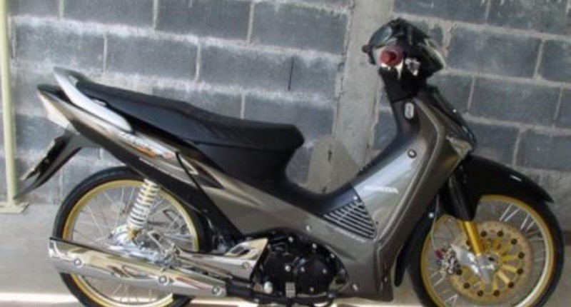 PNS Berharta Rp1,6 Triliun Tak Malu Pakai Motor Bebek saat ke Kantor