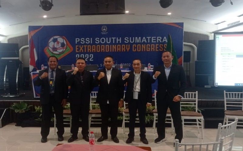 Terpilih Secara Aklamasi, Ucok Hidayat Kembali Pimpin PSSI Sumsel