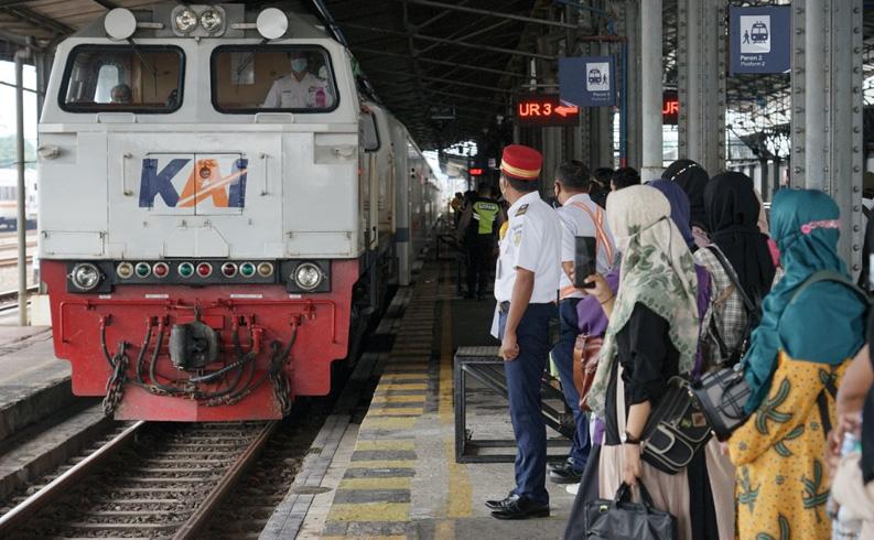 Tiket KA Libur Natal dan Tahun Baru Sudah Bisa Dibeli Mulai Hari In