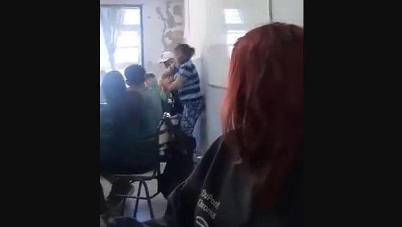 Tak Terima Anaknya Dibully, Ini yang Dilakukan Sang Ibu di Sekolah