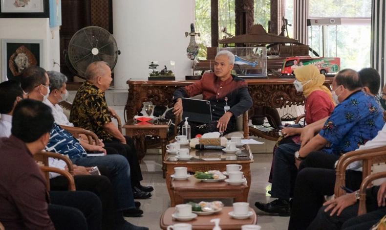  Ganjar Kembali Kumpulkan Pengusaha dan Buruh Jelang Penetapan UMP, Bahas Apa?