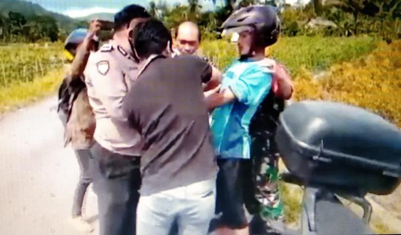 Sempat Berontak, Pria Peneror Warga Banyumas Ditangkap dan Disuntik Obat Penenang