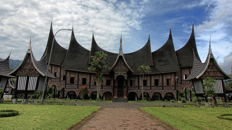 Gelar Adat Minangkabau, Makna dan Cara Pemberiannya