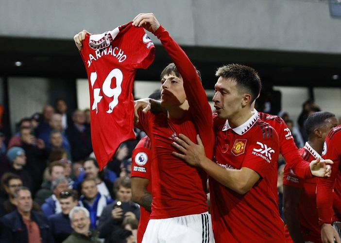 Hasil Fulham Vs Man United: Garnacho Tiru Selebrasi Messi, Setan Merah Menang Tipis