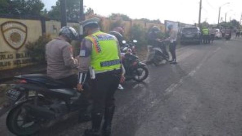 Hari Ini Pintu Masuk Polda Babel Diperketat, Seluruh Personel Diperiksa Ada Apa?