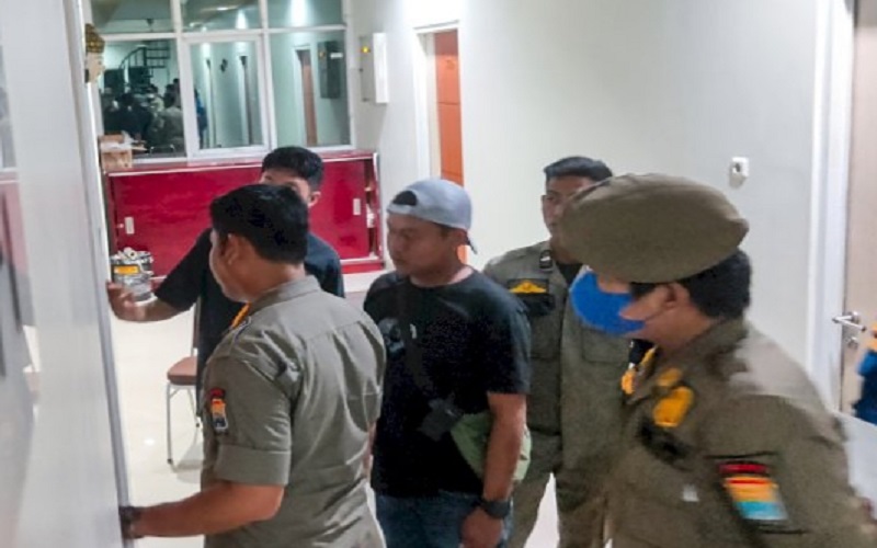 Razia Penginapan dan Kos, Satpol PP Palembang Temukan 5 Pasangan Mesum dan Obat Kuat 