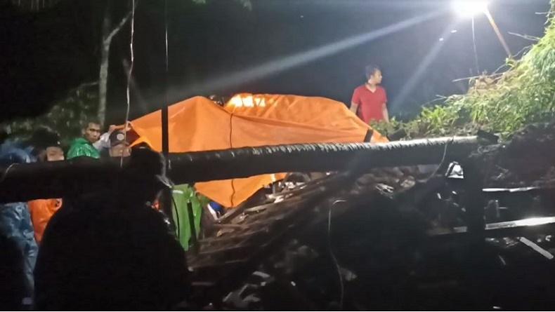 Rumah Ambruk Diterjang Longsor di Tulungagung, 6 Orang Luka-Luka Tertimpa Bangunan