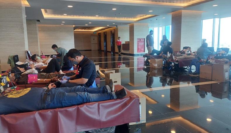 Bareng MNC Peduli Gelar Donor Darah, PMI Depok : Antusiasme Karyawan Bagus