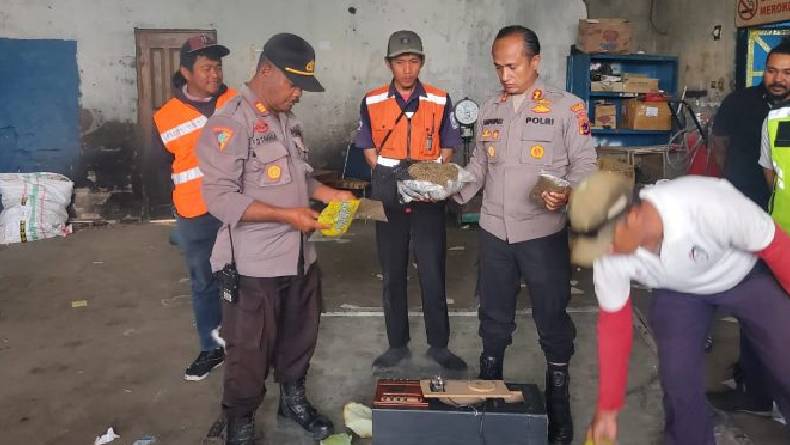 20 Paket Ganja Ditemukan di Bandara Wamena, Diduga Diselundupkan Pakai Kargo dari Jayapura
