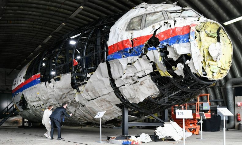 Pesawat Malaysia Airlines MH17 Ditembak Jatuh, Rusia Tolak Bertanggung Jawab