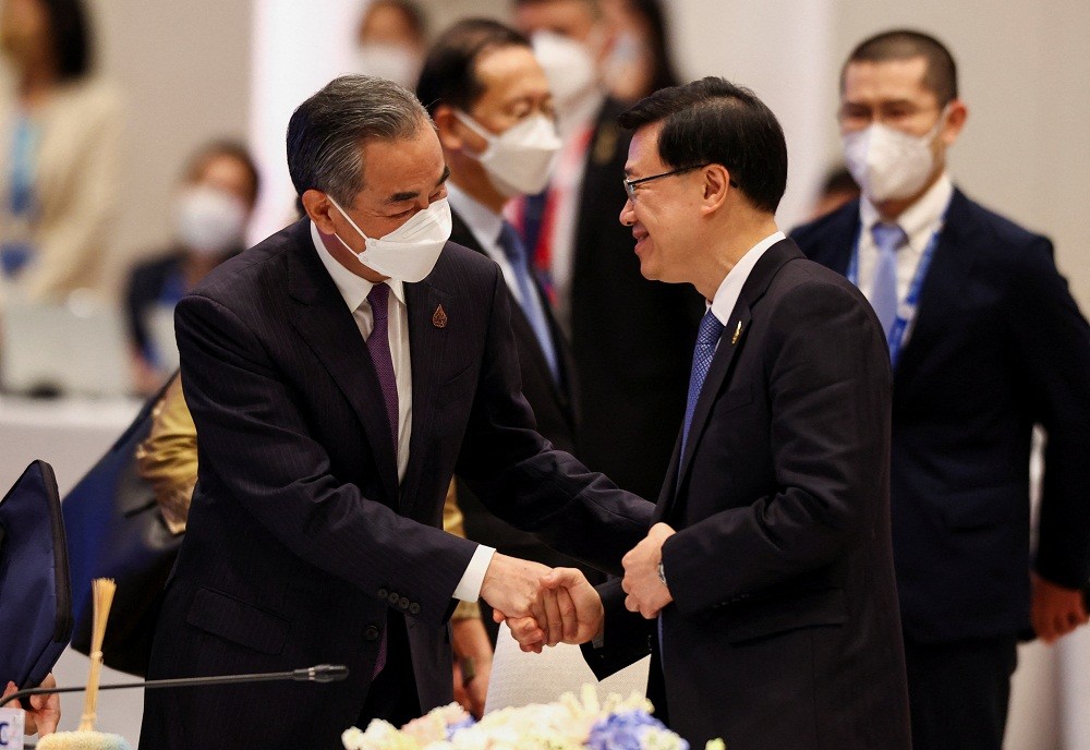 Pemimpin Hong Kong Positif Covid usai Hadiri KTT APEC, Sempat Bertemu Xi Jinping