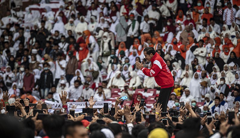 Jokowi Ingatkan Jangan Pilih Pemimpin Hanya Duduk di Istana, Cari yang Senang Turun ke Bawah