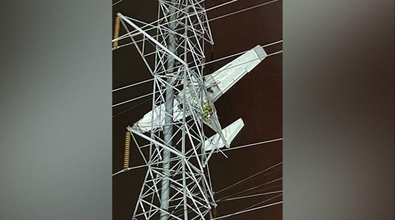 Pesawat Hantam Kabel, Listrik Sebagian Washington DC Padam