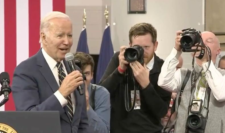 Girangnya Joe Biden AS Kalahkan Iran di Piala Dunia: Ini Pertandingan Besar Bung!