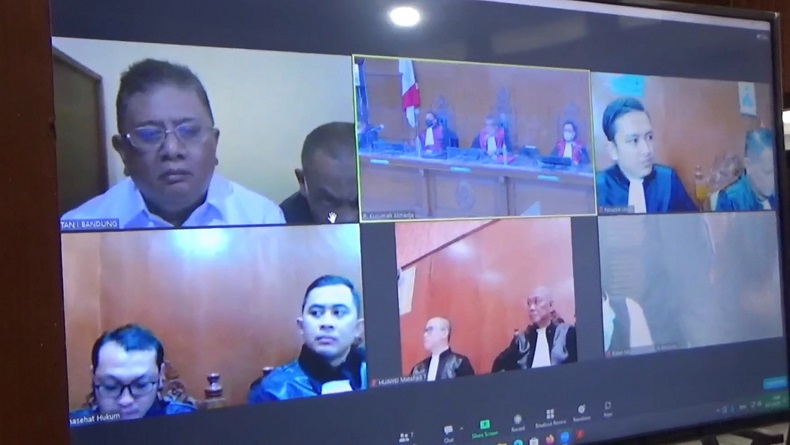 Didakwa Penipuan dan Penggelapan, Eks Ketua DPRD Jabar Jalani Sidang Perdana