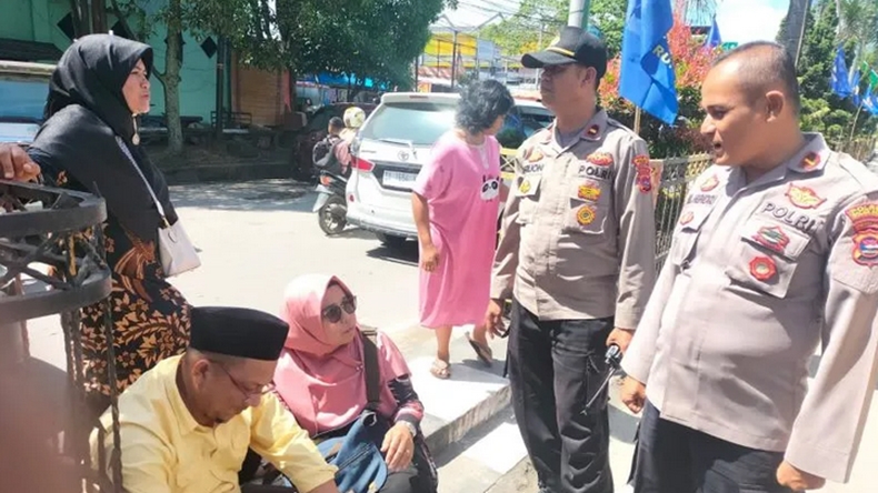 Heroik! Anggota Polisi di Solok Gagalkan Aksi Jambret Uang Rp80 Juta di Pasar Raya