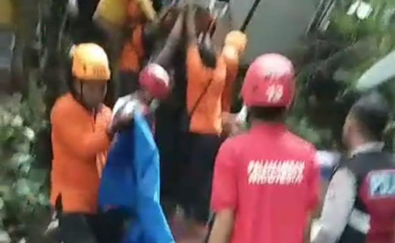 Bus Rombongan Wisatawan asal Semarang Terjun ke Jurang di Sarangan, 7 Tewas Belasan Luka