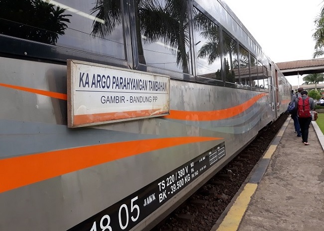 Kemenhub Kaji Argo Parahyangan jadi KA Wisata usai Kereta Cepat Whoosh Beroperasi