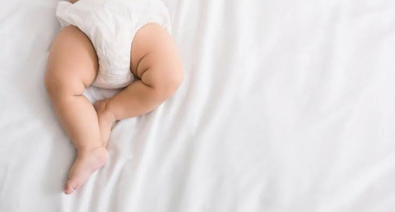Ketahui Cara Rawat Kulit Bayi, Salah Satunya Hindari Produk Pemicu Iritasi  