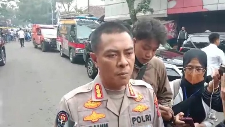 Bom Bunuh Diri di Polsek Astana Anyar Bandung, 2 Meninggal 8 Luka