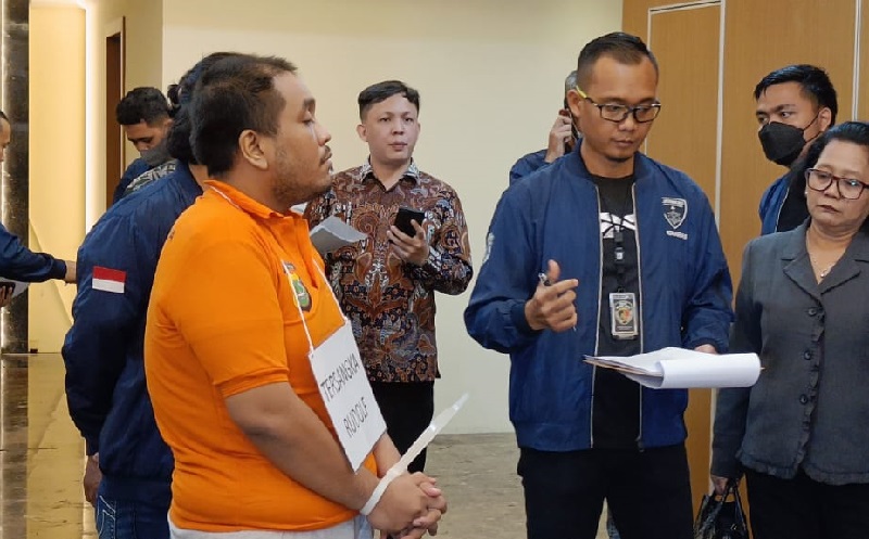 Sebelum Habisi Icha, Rudolf Si Pembunuh Tersenyum Sempat Cek CCTV di Kamar Apartemen