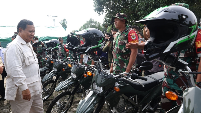 Menhan Prabowo: Ingat, TNI adalah Tentara Rakyat