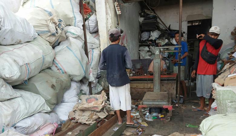  Kisah Sukses Agus Budianto, Awalnya Pemulung Kini Bos Pengepul Rongsok Beromzet Fantastis