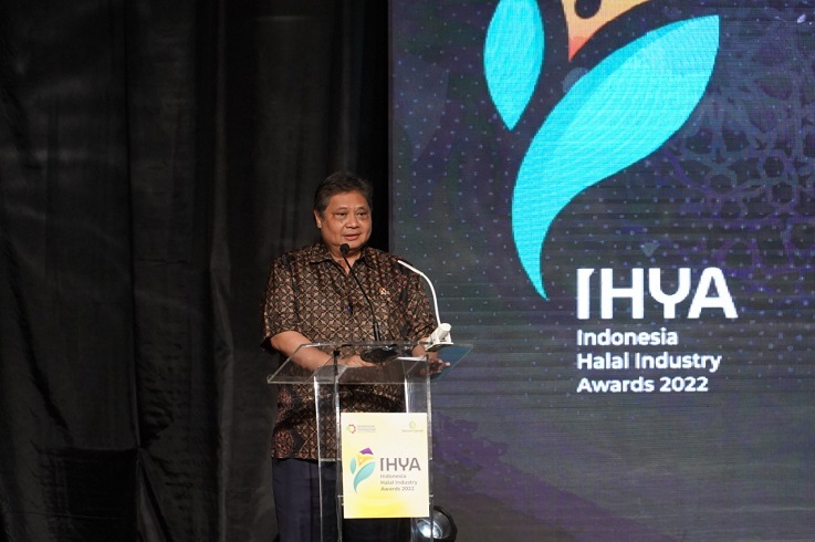 Menko Airlangga Sebut Indonesia Berpeluang Jadi Produsen Halal Terbesar Dunia 
