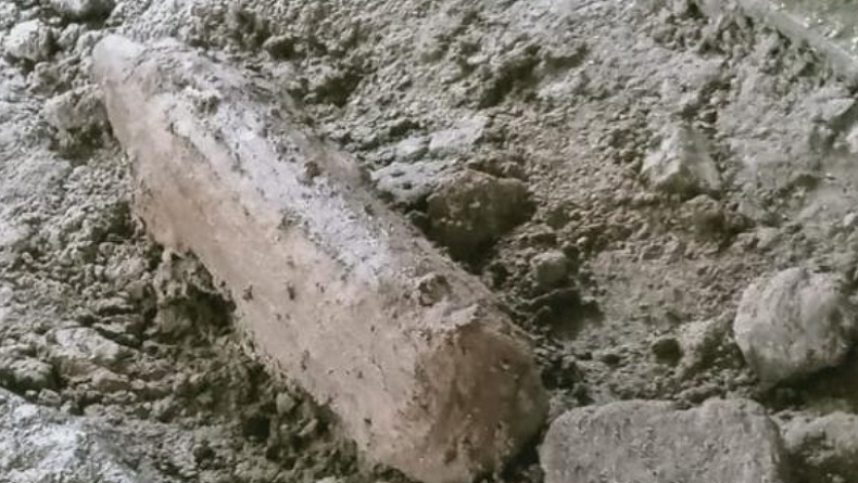 Mortir Diduga Aktif Sepanjang 26 Cm Ditemukan di Dasar Sungai Oyo Gunungkidul