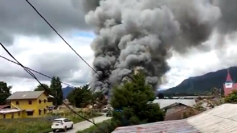 Pasar Wagete Tigi Deiyai Dibakar Warga, Diduga Dipicu Masalah Jual Beli Pakaian