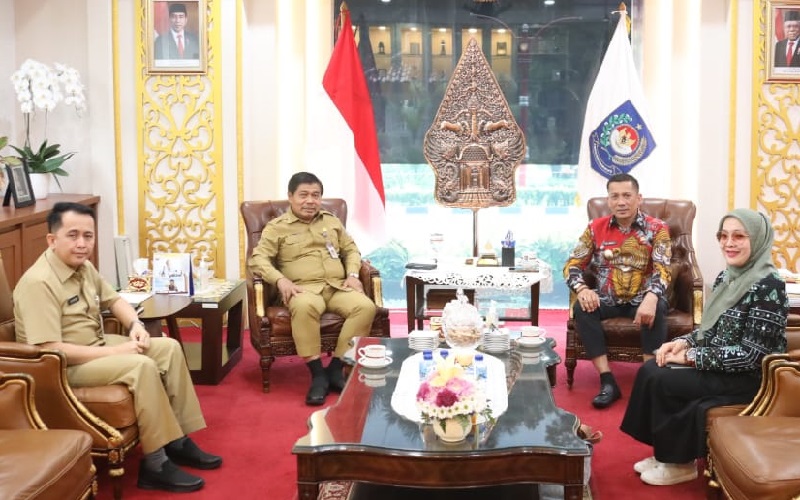Kemendagri Akan Pertemukan Bupati Meranti dengan Kemenkeu dan Kementerian ESDM