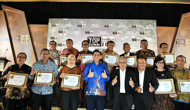 Tetap Sehat di Masa Sulit, Pegadaian Raih Penghargaan Top BUMN 2022