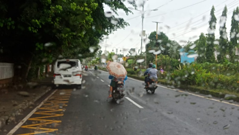 Daerah Sulut yang Berpotensi Hujan Sedang hingga Lebat Disertai Angin Kencang Hari Ini