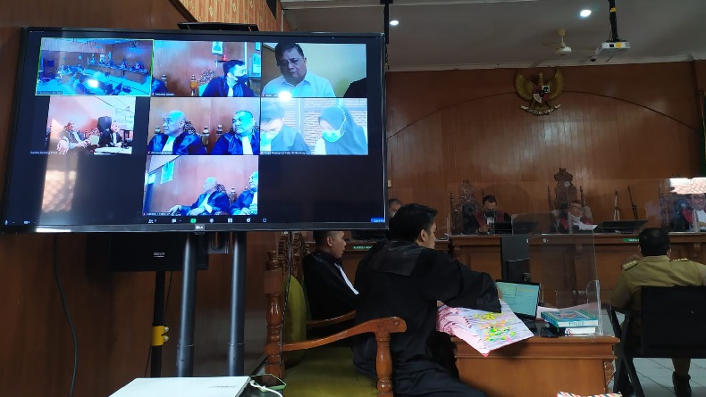 Sidang Eks Ketua DPRD Jabar Irfan Suryanegara Diwarnai Protes JPU terhadap Hakim