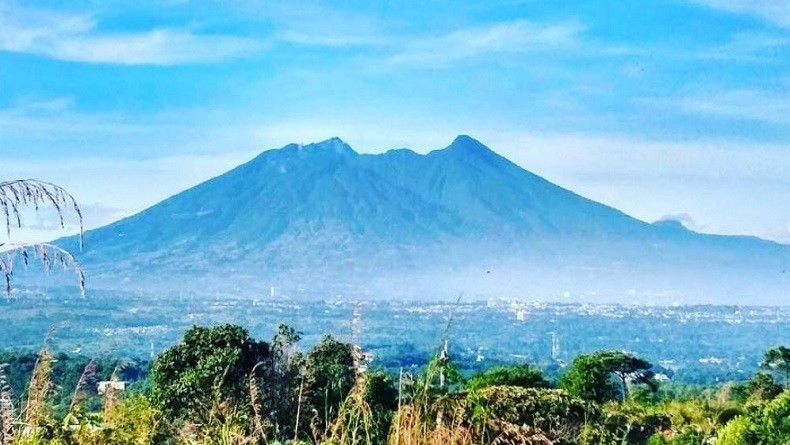 3 Tempat Wisata di Dekat Gunung Salak, Dekat dari Jakarta Cuma 2 Jam 