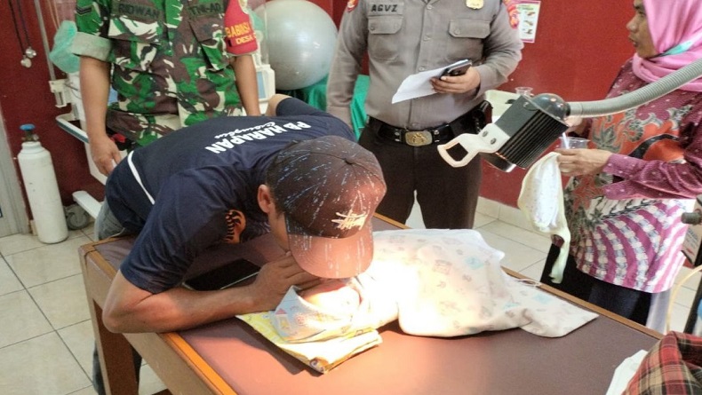 2 Murid SD di Kuningan Temukan Bayi Baru Lahir, Tergeletak Beralaskan Jaket Hitam