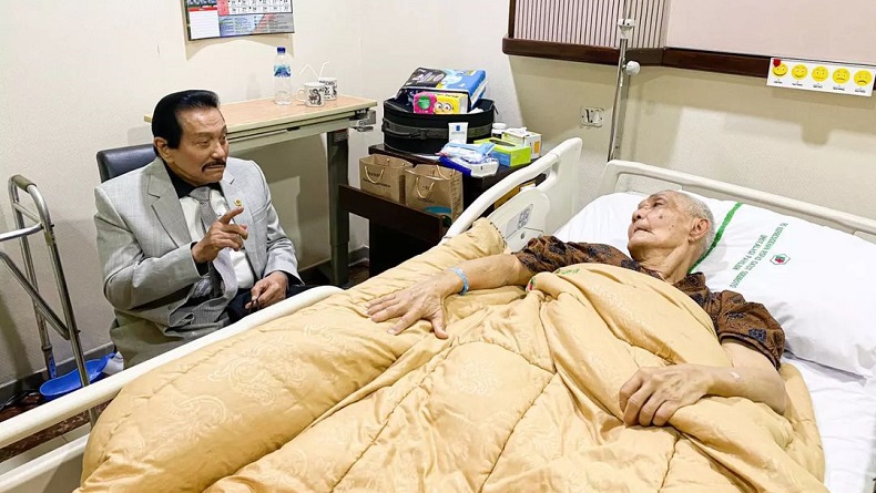 Hendropriyono hingga Jimly Asshiddiqie Doakan Kesembuhan Try Sutrisno