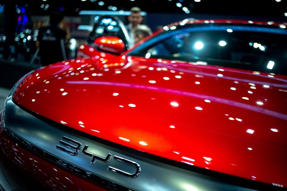 Lebarkan Sayap, BYD Siapkan Mobil Listrik Premium