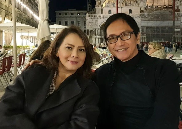 5 Pasangan Artis Lawas yang Masih Setia sampai Saat Ini, Nomor 4 Pernah Berpoligami