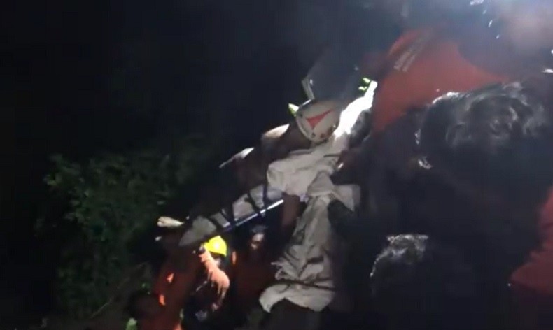 Bersandar di Kayu Lapuk, Bule di Bali Jatuh ke Jurang 25 Meter saat Selfie