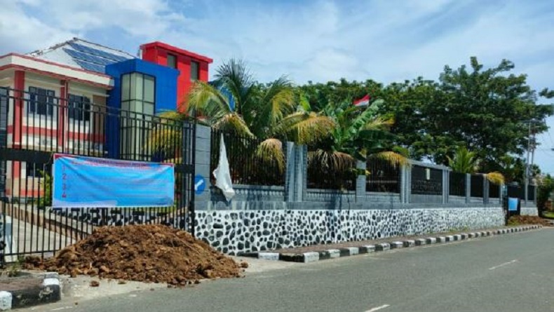 Honorer Terlibat Aksi Pemalangan Kantor BKD Papua Barat Terancam Dipecat