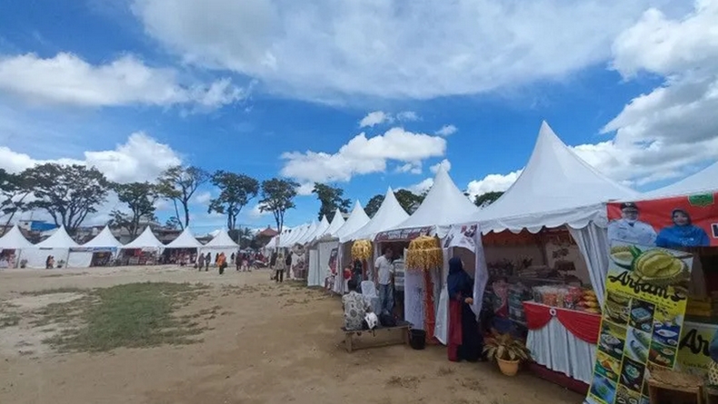 Stand Mukena di Event Pedati Bukittinggi Dibobol Maling, Pedagang Rugi Rp12 Juta