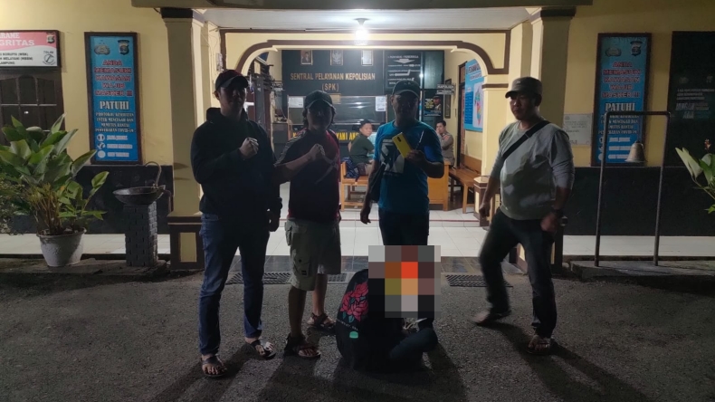Ketahuan Bobol Warung dan Curi Ponsel, Pemuda di Bandarlampung Ditangkap Polisi