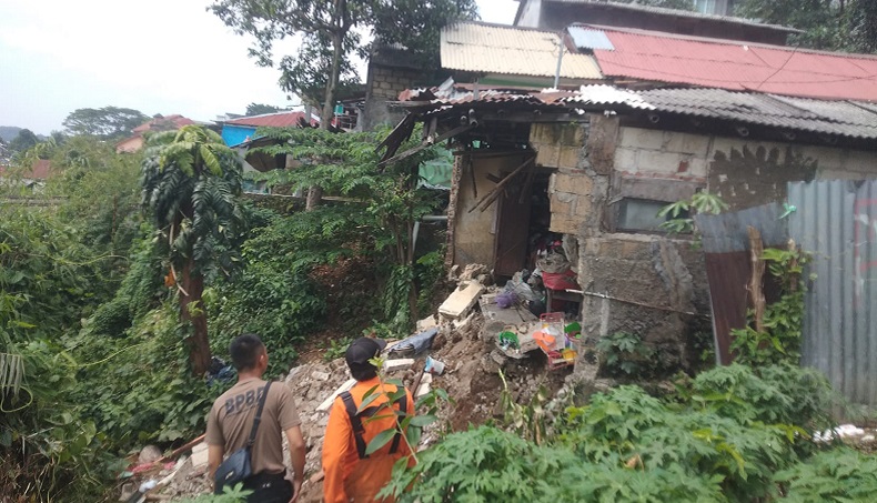 Tanah Longsor, Rumah di Kota Bogor Rusak